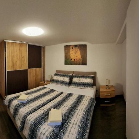 Apartmani Nika 1 Rijeka Eksteriør bilde